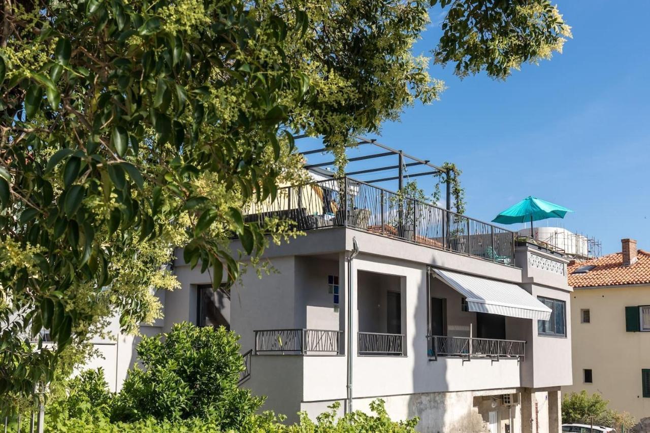 Вілла Boutique Triple House With Garden & Roof Terrace Спліт Екстер'єр фото